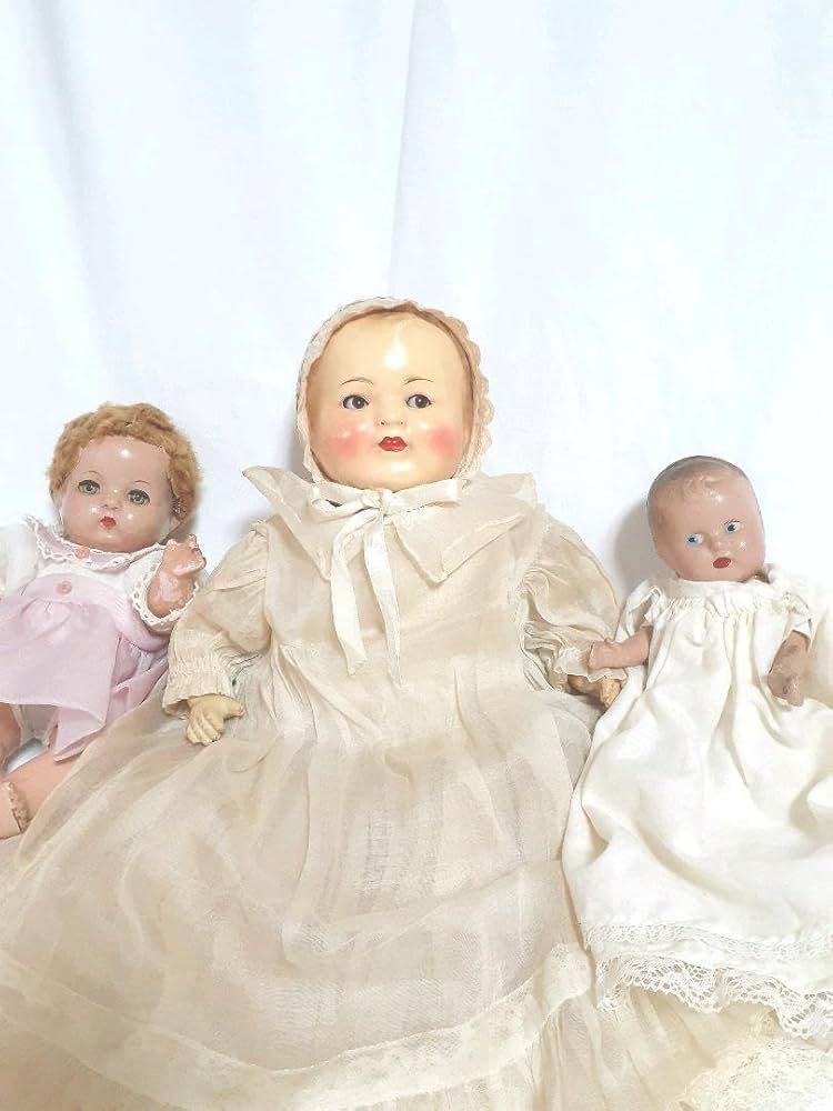 アンティークドール　35cm 可愛い赤ちゃん　ベビー　素敵なドレスとボンネット アンティークドール35cm 可愛い赤ちゃんベビー素敵なドレスと